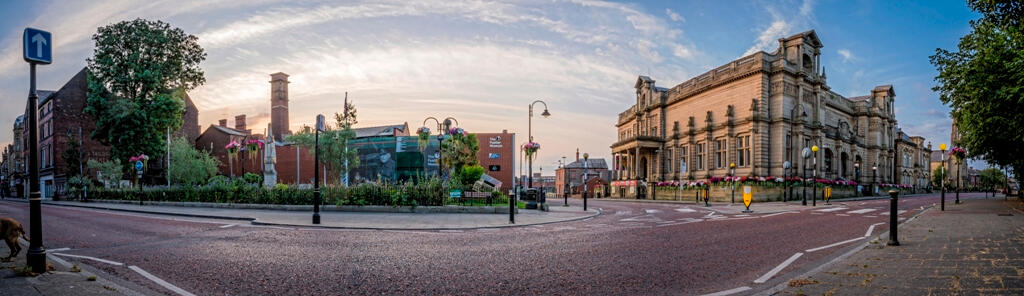 Silver St panorama
